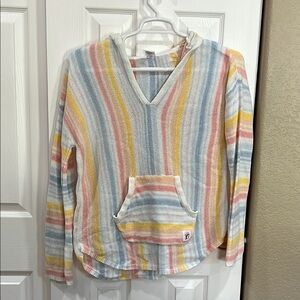 Buc-ee's Striped Multicolor Baja Hoodie size small